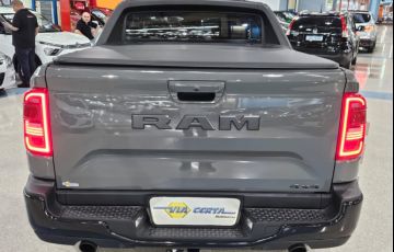 RAM Rampage 2.0 Hurricane 4 Turbo R/t 4x4 - Foto #9