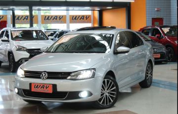 Volkswagen Jetta 2.0 TSi Highline 200cv