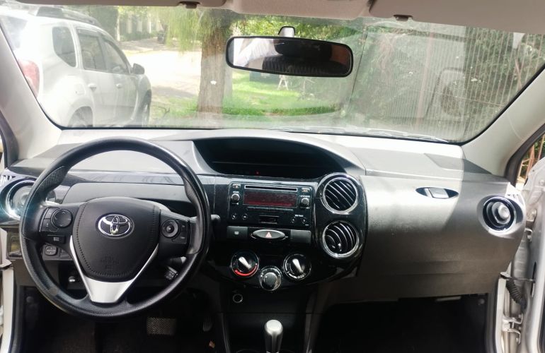 Toyota Etios Sedan X Plus 1.5 (Flex) (Aut) - Foto #7