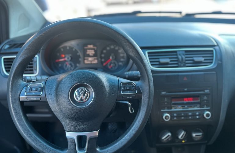 Volkswagen Fox 1.0 8V (Flex) - Foto #3