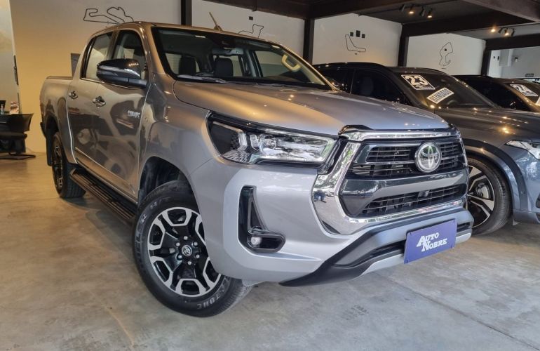 Toyota Hilux 2.8 D-4d Turbo CD Srx Limited 4x4 - Foto #1