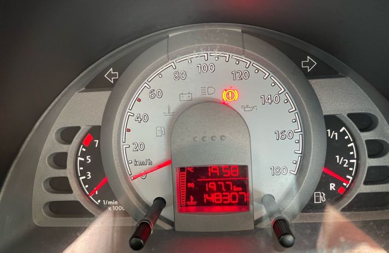 Volkswagen Fox 1.0 Mi Route 8v - Foto #9