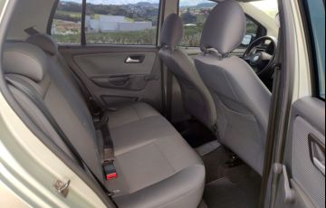 Volkswagen Fox 1.0 8V (Flex) - Foto #7