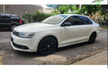 Volkswagen Jetta 2.0 Comfortline 120cv Flex 4p Tiptronic