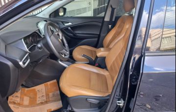 Chevrolet Tracker 1.0 Turbo (PCD) (Aut) - Foto #10