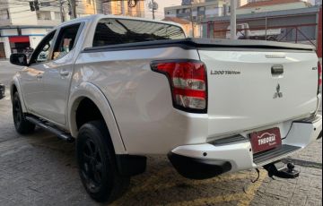 Mitsubishi L200 Triton 2.4 16V Turbo Sport GLS CD 4x4 - Foto #5