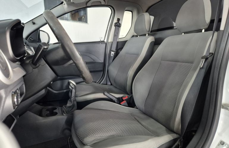 Chevrolet Montana 1.4 Econoflex LS - Foto #7