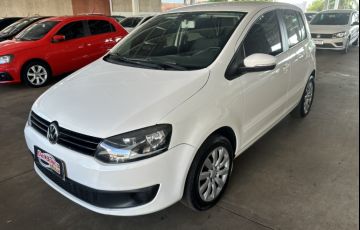 Volkswagen Fox 1.0 8V (Flex) 4p