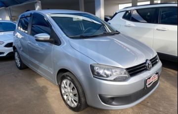 Volkswagen Fox 1.0 8V (Flex) - Foto #3
