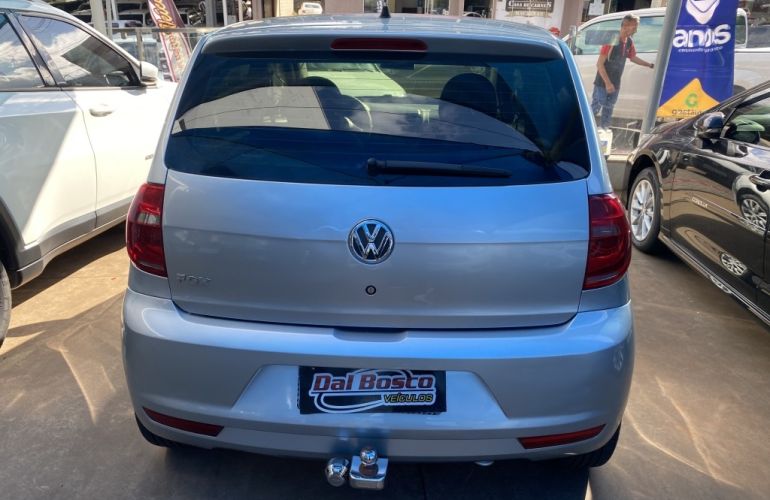 Volkswagen Fox 1.0 8V (Flex) - Foto #5