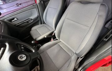 Volkswagen Fox 1.6 8V (Flex) - Foto #7