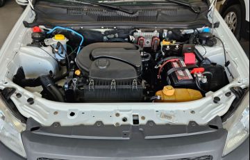 Fiat Strada 1.4 MPi Hard Working CS 8v - Foto #5