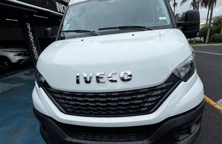 Iveco Daily 3.0 16V Hpi 70c17hd Cd - Foto #2
