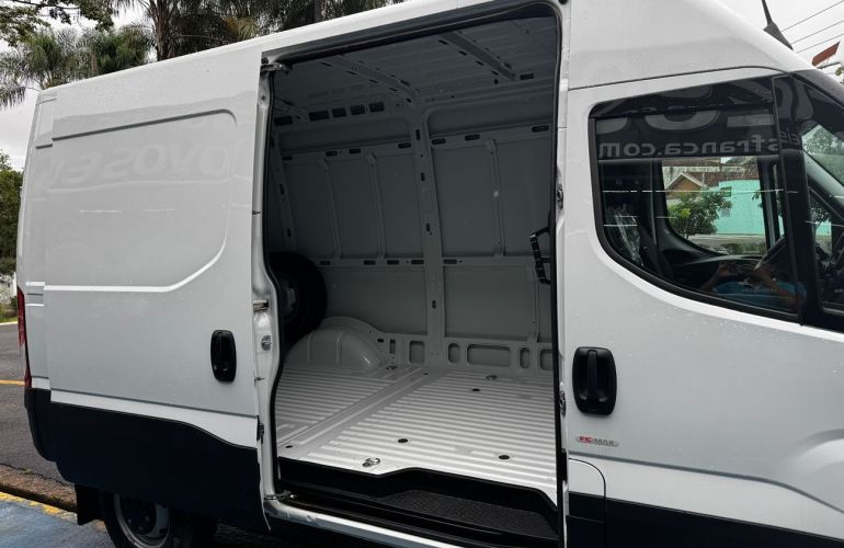 Iveco Daily 3.0 16V Hpi 70c17hd Cd - Foto #4