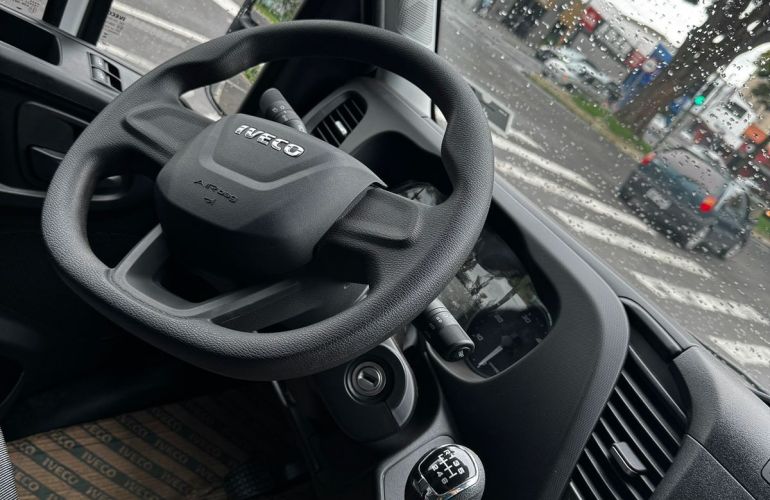 Iveco Daily 3.0 16V Hpi 70c17hd Cd - Foto #10