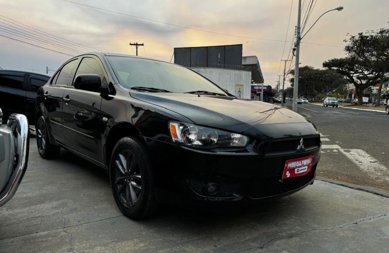 Mitsubishi Lancer 2.0 16V - Foto #3