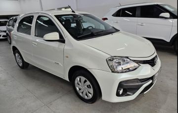 Toyota Etios 1.3 X 16v - Foto #3
