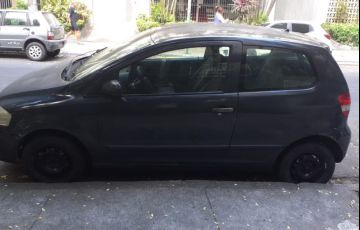 Volkswagen Fox City 1.0 8V (Flex) 2p - Foto #2
