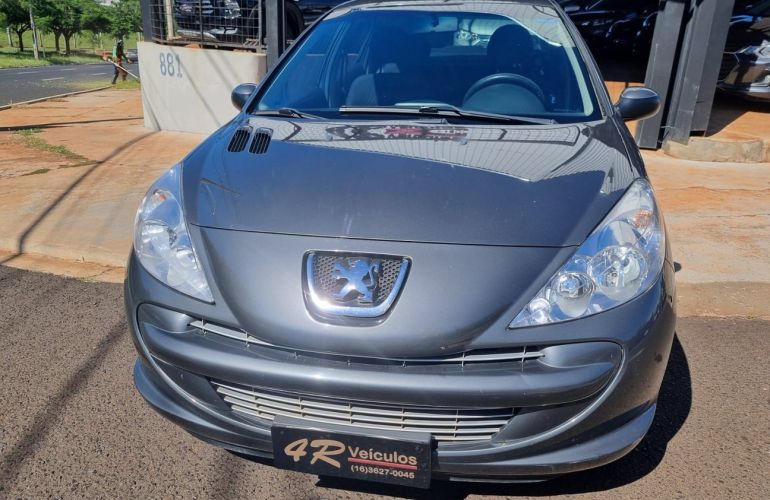 Peugeot 207 1.4 Xr Passion 8v - Foto #2