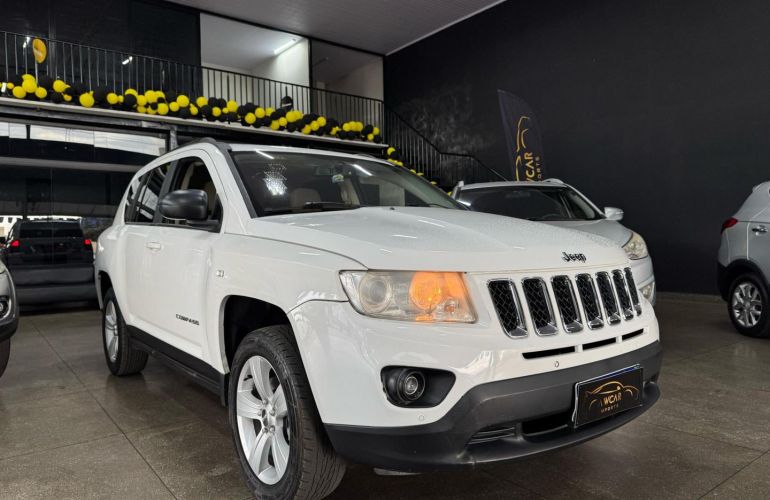 Jeep Compass 2.0 Sport 4x2 16V Gasolina 4p Aut - Foto #2