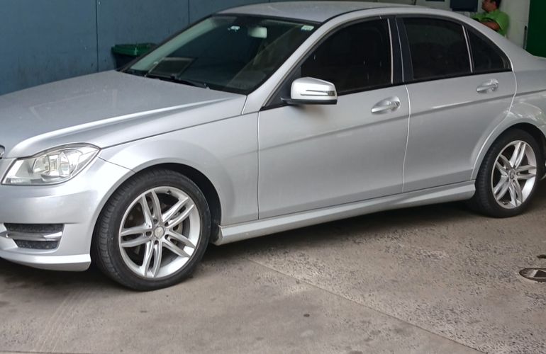Mercedes-Benz C 180 1.6 CGI Turbo - Foto #3