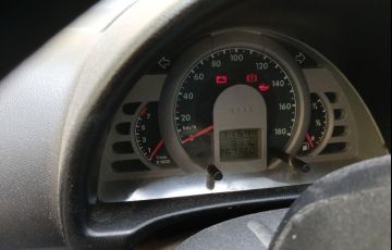 Volkswagen Fox 1.0 8V (Flex) - Foto #4