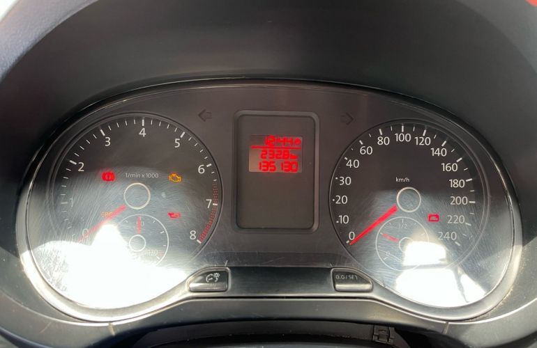 Volkswagen Fox 1.6 Mi 8v - Foto #9