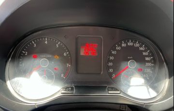 Volkswagen Fox 1.6 Mi 8v - Foto #9