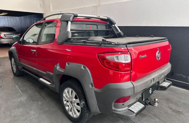 Fiat Strada 1.8 MPi Adventure CD 16V Flex 3p Manual - Foto #7