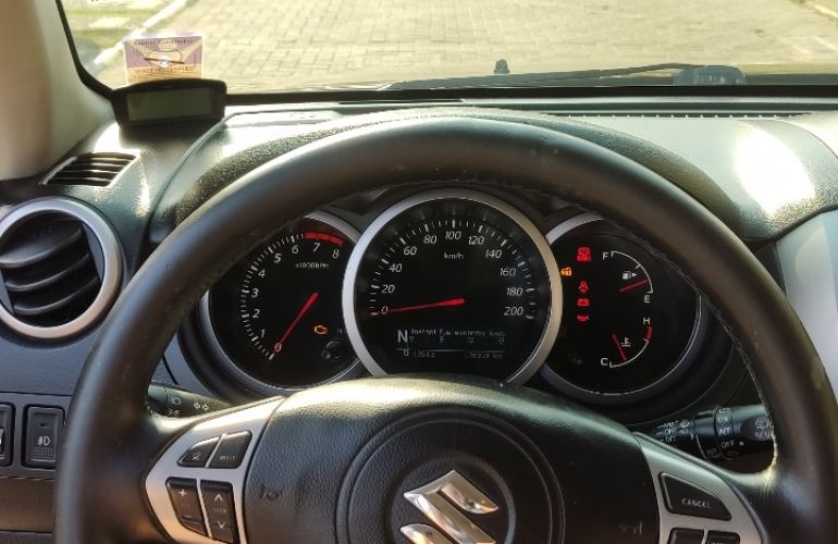 Suzuki Grand Vitara 2.0 16V 2WD Auto - Foto #3