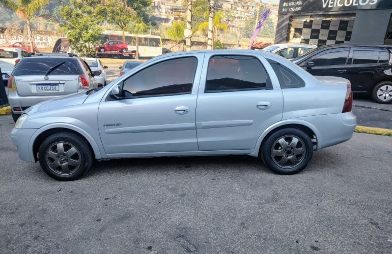 Chevrolet Corsa 1.4 MPFi Premium Sedan 8V Flex 4p Manual - Foto #5