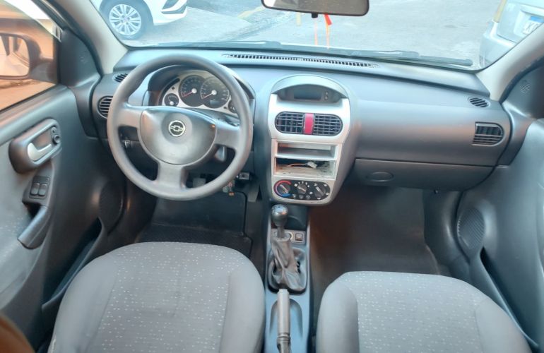 Chevrolet Corsa 1.4 MPFi Premium Sedan 8V Flex 4p Manual - Foto #7