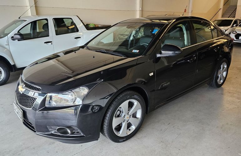 Chevrolet Cruze 1.8 LT 16v - Foto #2