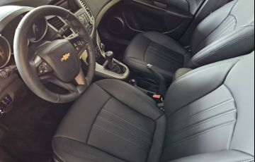 Chevrolet Cruze 1.8 LT 16v - Foto #4
