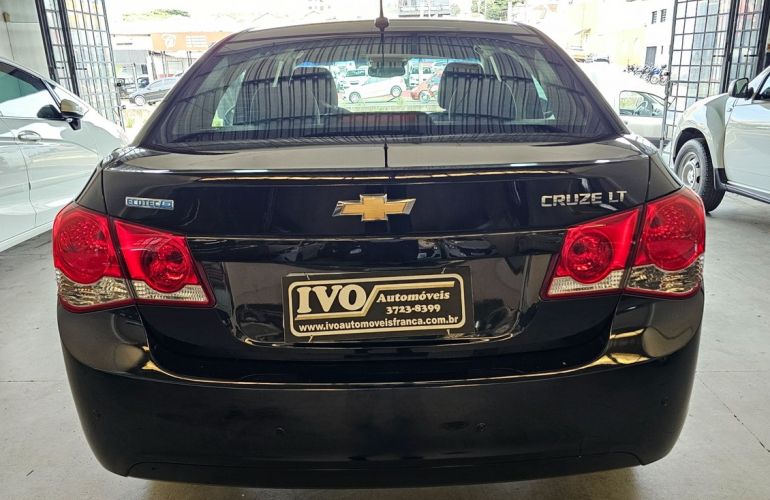 Chevrolet Cruze 1.8 LT 16v - Foto #6
