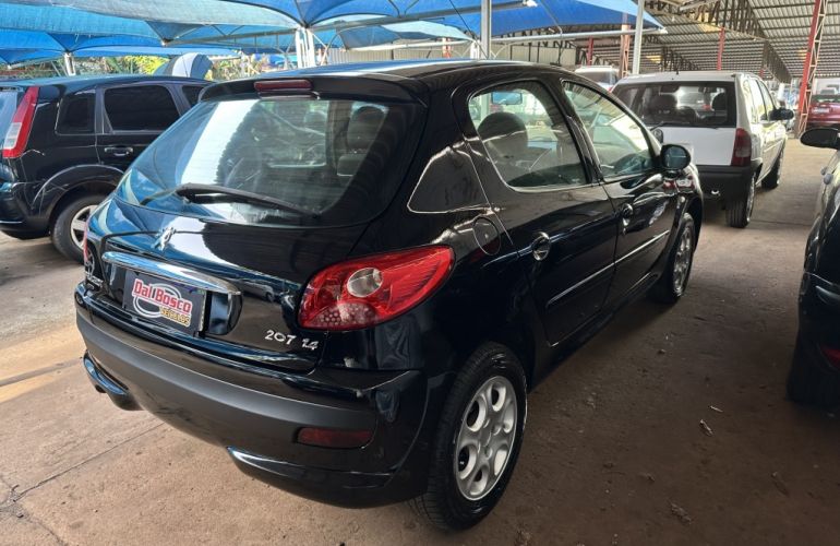 Peugeot 207 Hatch XR 1.4 8V (flex) 4p - Foto #3