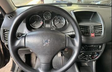 Peugeot 207 Hatch XR 1.4 8V (flex) 4p - Foto #7