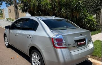 Nissan Sentra 2.0 S 16v - Foto #8