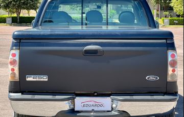 Ford F-250 XLT 4x2 3.9 (Cab Simples) - Foto #8