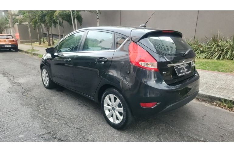 Ford Fiesta 1.5 SE Hatch 16V Flex 4p Manual - Foto #4