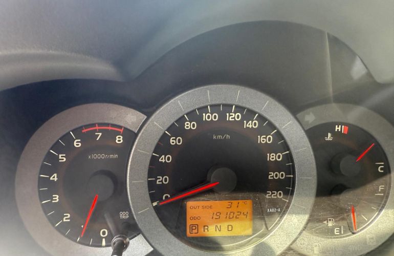 Toyota RAV4 4x4 2.4 16V (aut) - Foto #1