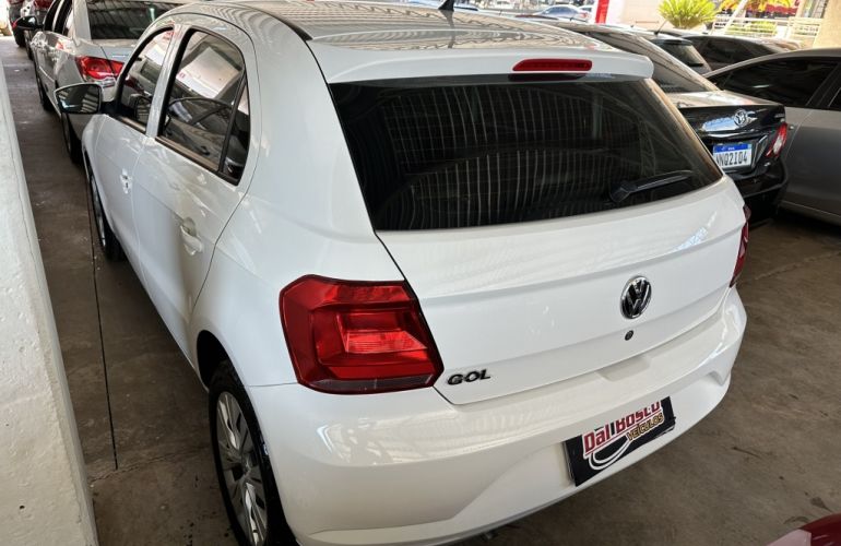 Volkswagen Gol 1.0 - Foto #5