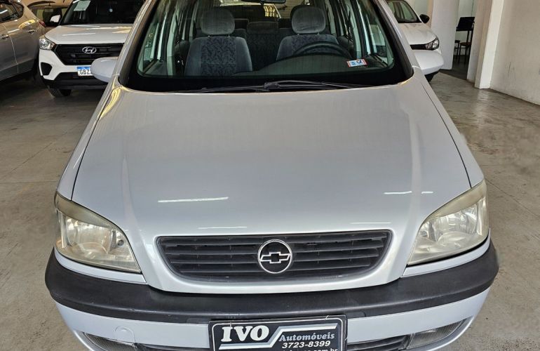 Chevrolet Zafira 2.0 MPFi 16v - Foto #1