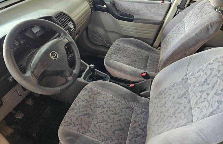 Chevrolet Zafira 2.0 MPFi 16v - Foto #4