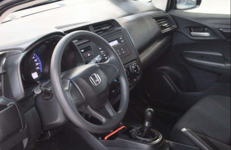 Honda Fit 1.5 DX 16v - Foto #4