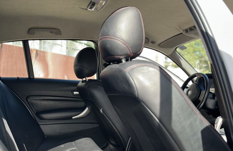 BMW 116i 1.6 - Foto #3