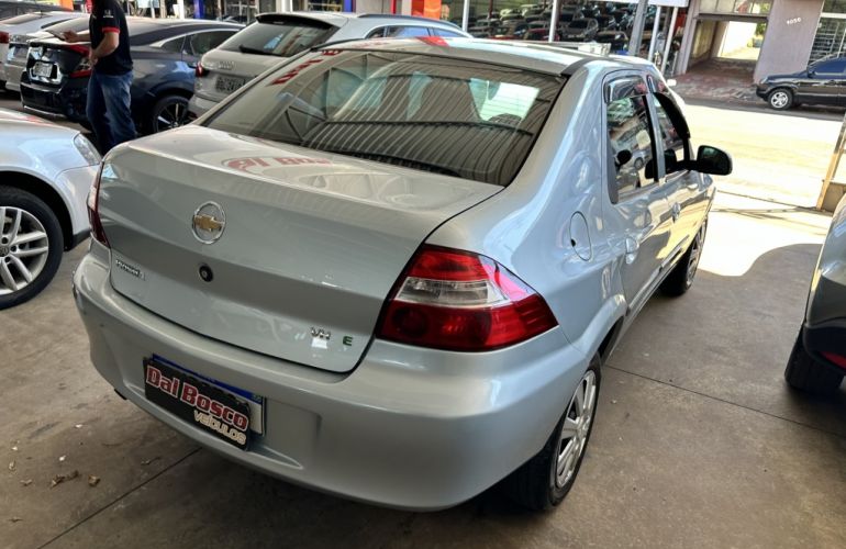 Chevrolet Prisma Joy 1.0 (Flex) - Foto #6
