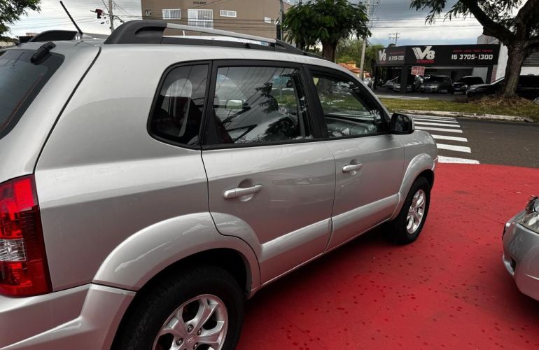 Hyundai Tucson 2.0 MPFi GLS 16V 143cv 2wd - Foto #8