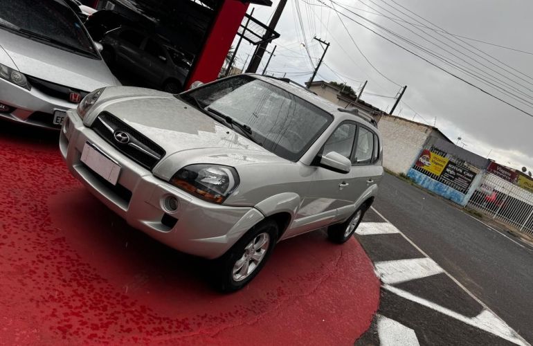 Hyundai Tucson 2.0 MPFi GLS 16V 143cv 2wd - Foto #10