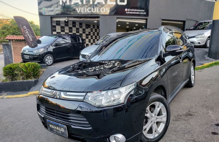 Mitsubishi Outlander 3.0 Gt 4x4 V6 24v Gasolina 4p Automático - Foto #1